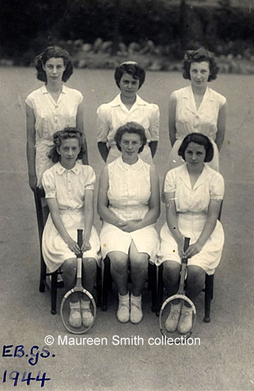 1944