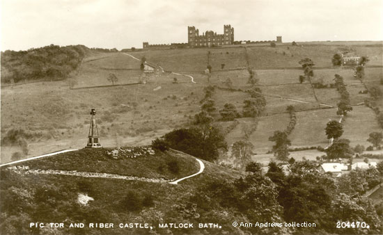 Pic Tor, the War Memorial and Riber