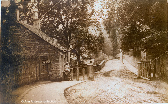 The toll bar at the south end of Matlock Bath