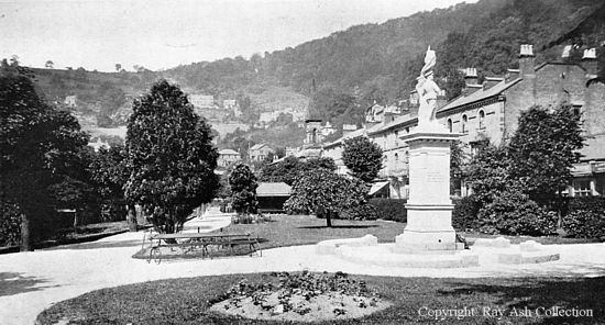 The Promenade, War Memorial and North Parade