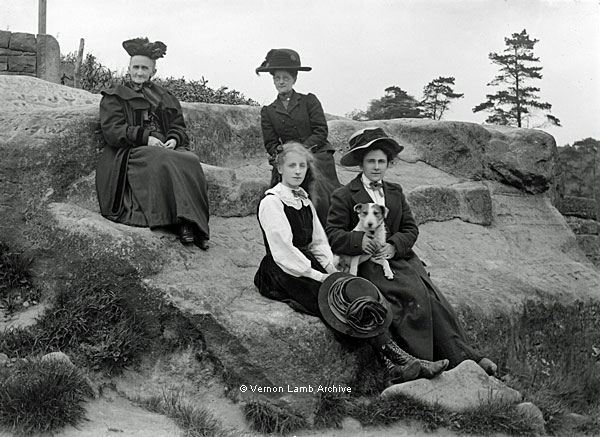 Wishing Stone, Asker Lane