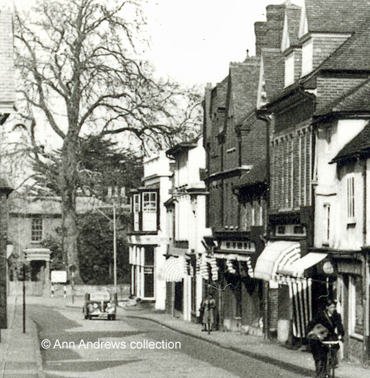 enlargement to show buildings demolished in the 1980s